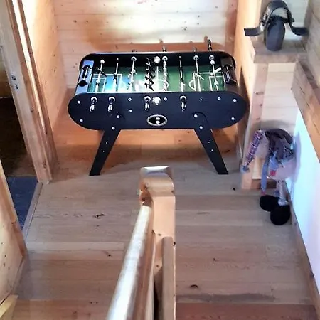 Prestigious 18 Person With Pool And Jacuzzi